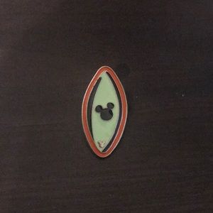 Disney enamel pin